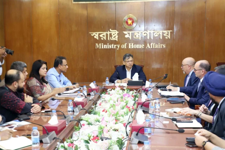 স্বরাষ্ট্রমন্ত্রীর সঙ্গে ইউএস-বাংলাদেশ বিজনেস কাউন্সিলের প্রতিনিধিদলের সাক্ষাৎ